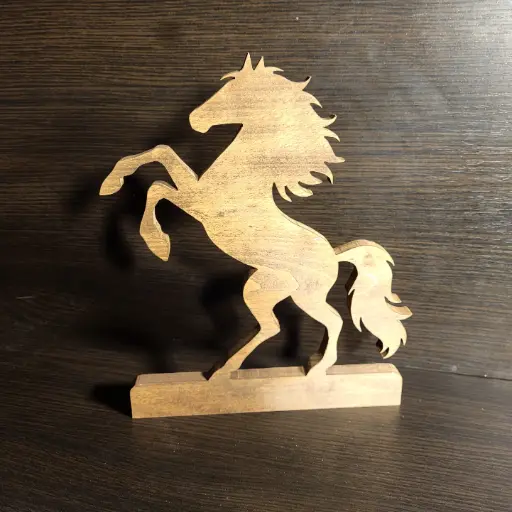Figurine bois Cheval Cabrée 25 cm